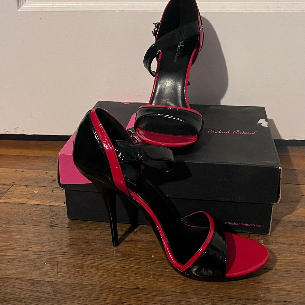 Michael Antonio Black and Red Women's Heels